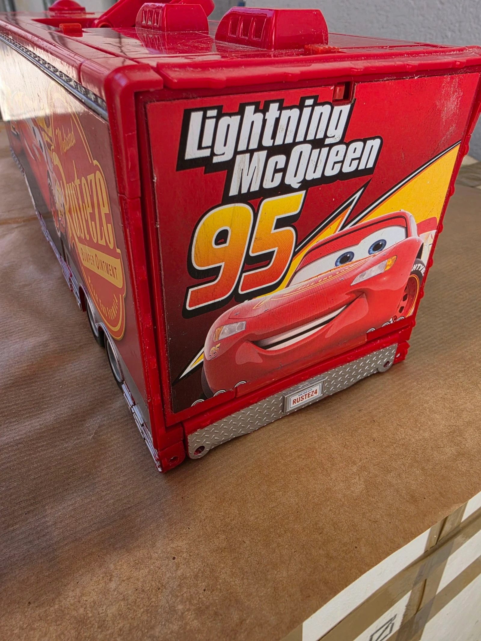 Garage Cars Mack Lightning McQueen Truck – photo 5
